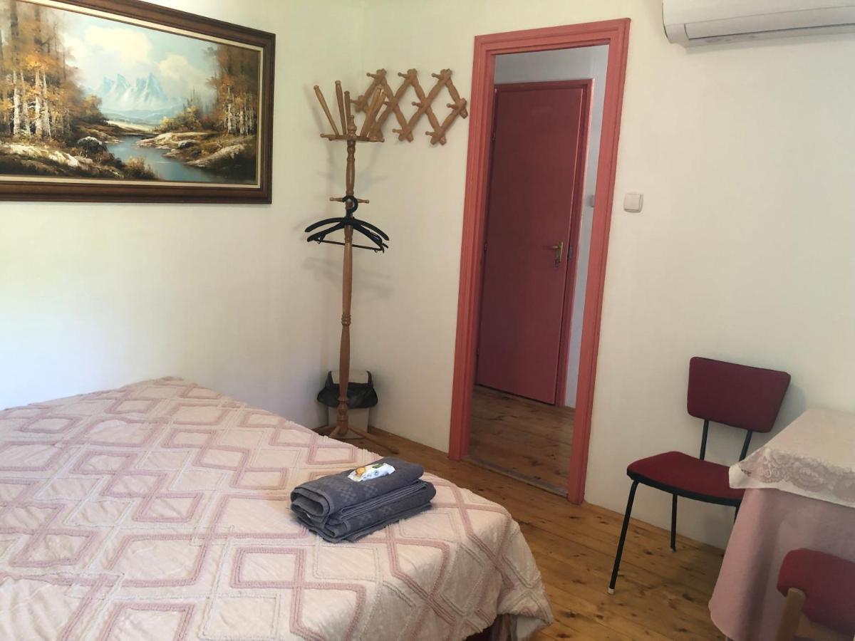 Апартаменти R&B Vendeghaz Балатонакараттьо Екстер'єр фото